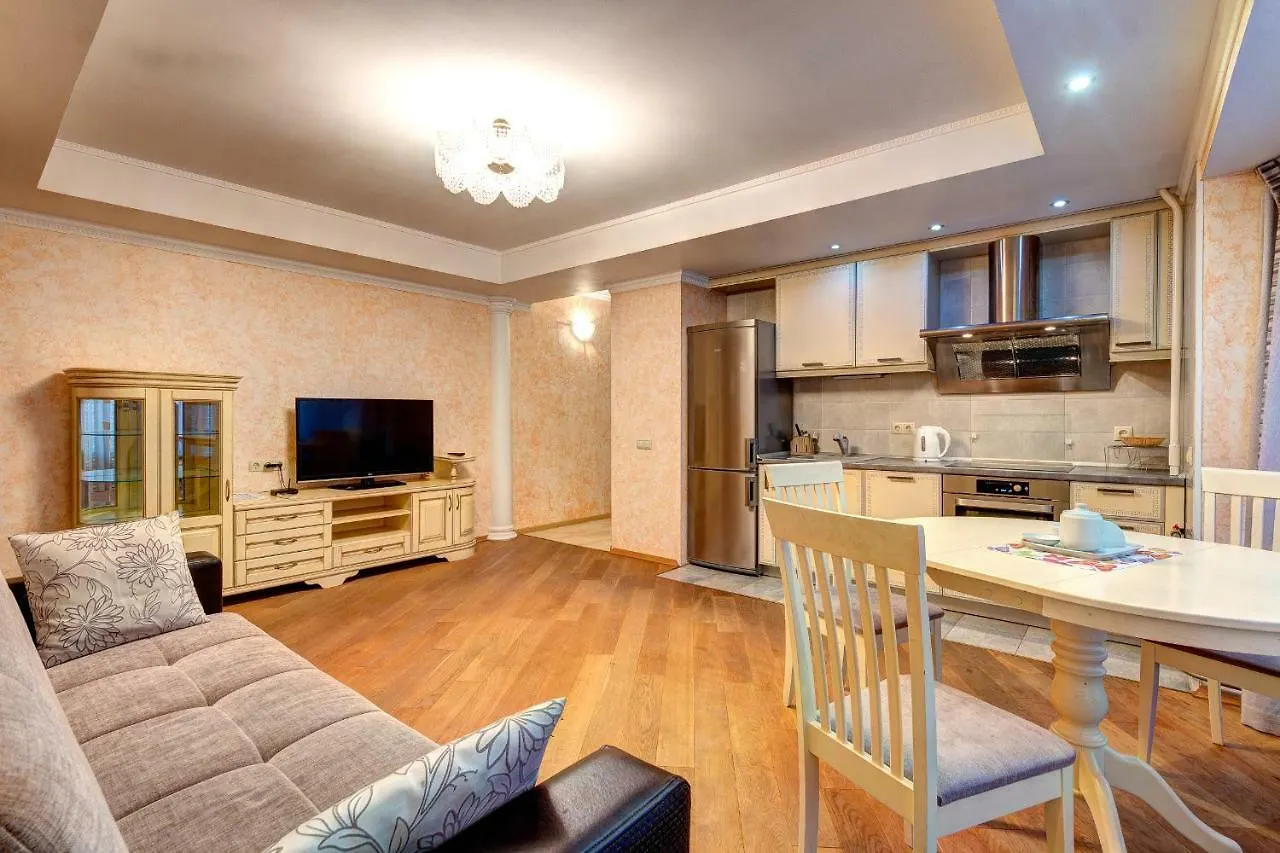 Apartments Near The Shopping Center Gulliver Kyjev