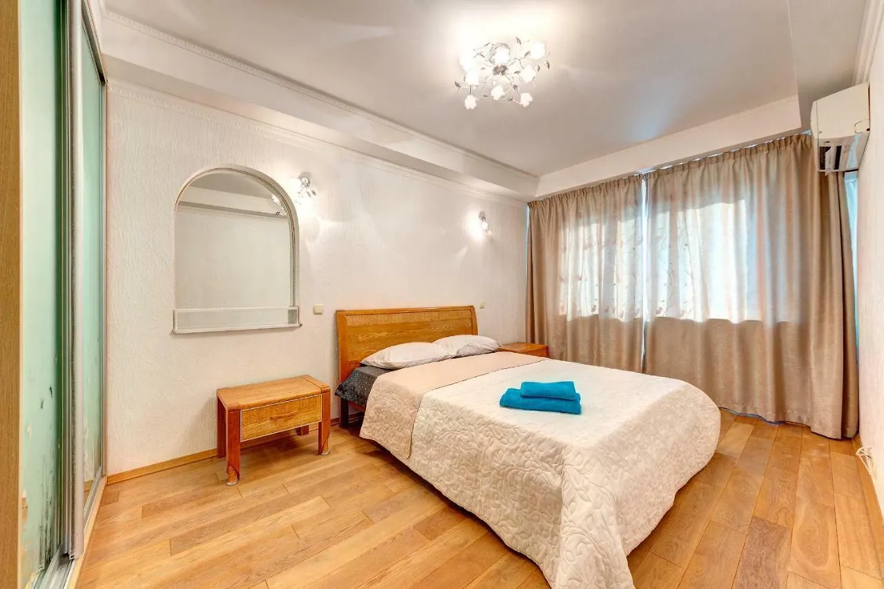 Apartments Near The Shopping Center Gulliver Kyiv