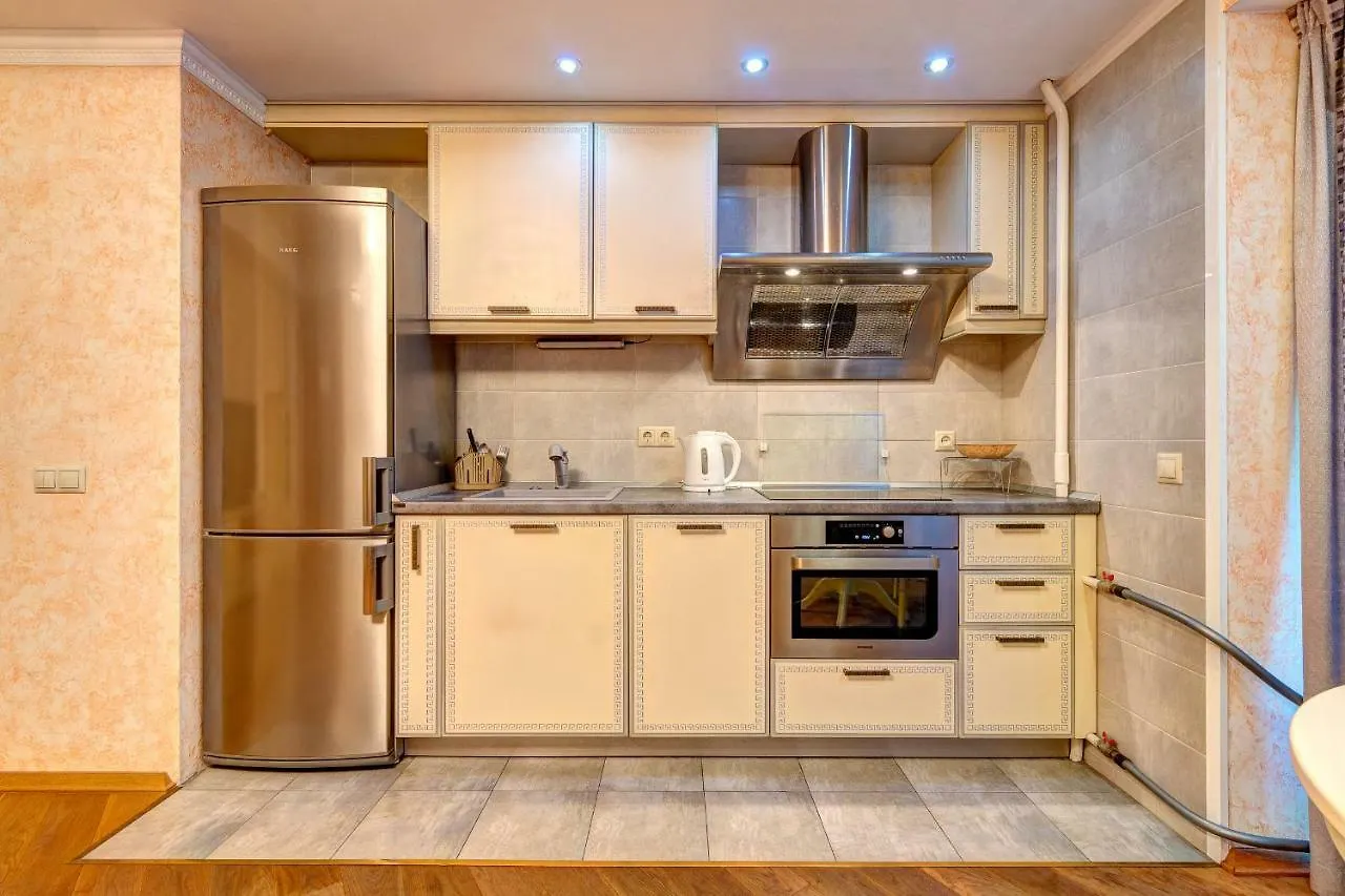 Apartments Near The Shopping Center Gulliver Kyiv 0*,